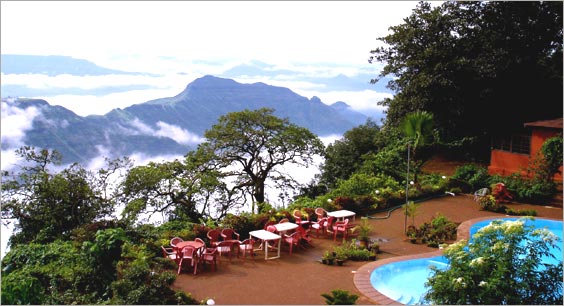 Lords Central Hotel, Matheran